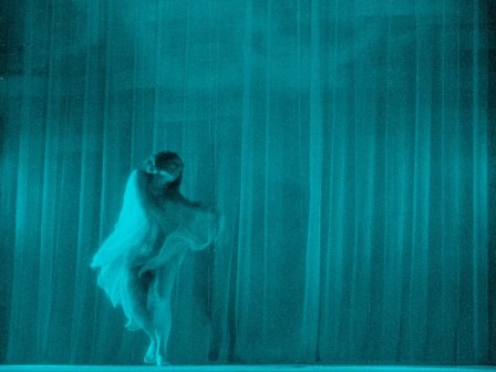 img1.jpg